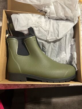 Quince Olive Green Chelsea Rain Boots